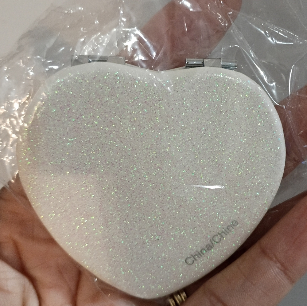 Coach, NIP, Women's, Compact Glitter Heart Mirror, Color White - Picture 4 of 9